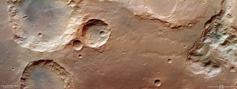 火星Pyrrhae Regio的混乱地形