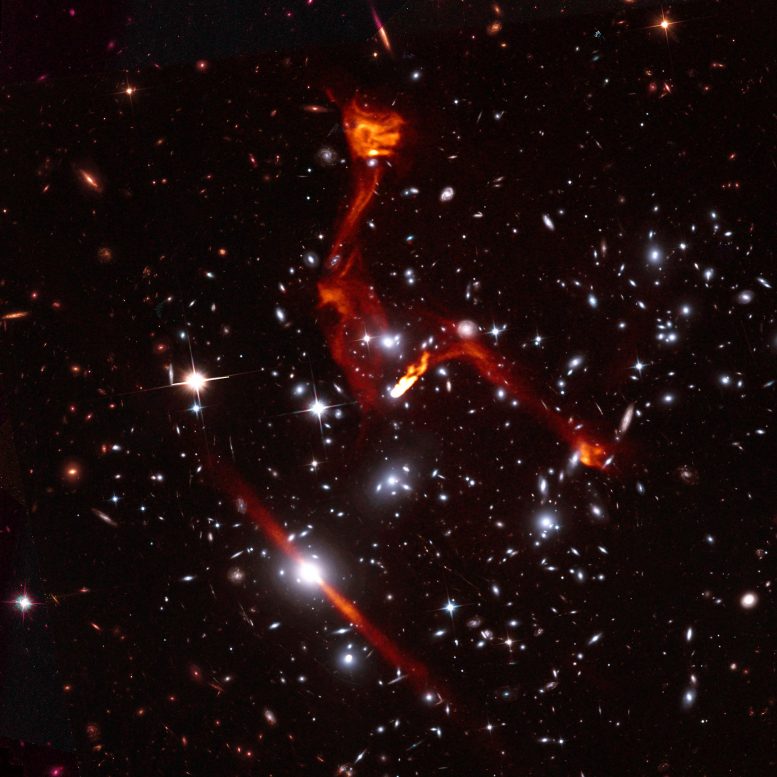 星系团MACSJ0717.5+3745复合