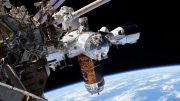 ISS SPACEX船员龙和再生船