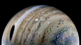 Juno抓月影木星