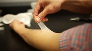 麻省理工学院的工程师开发第二皮肤聚合物