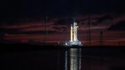 NASA Artemis I月球火箭启动