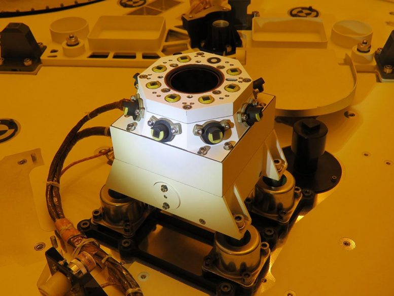 NASA“毅力”号火星漫游者空中摄像机