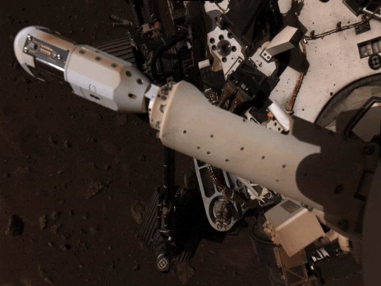 “毅力”号火星探测器部署风传感器