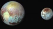 Pluto和Charon在假彩色图像中闪耀