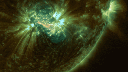 NASA的SDO揭示了太阳上的磁笼是如何阻止太阳爆发的