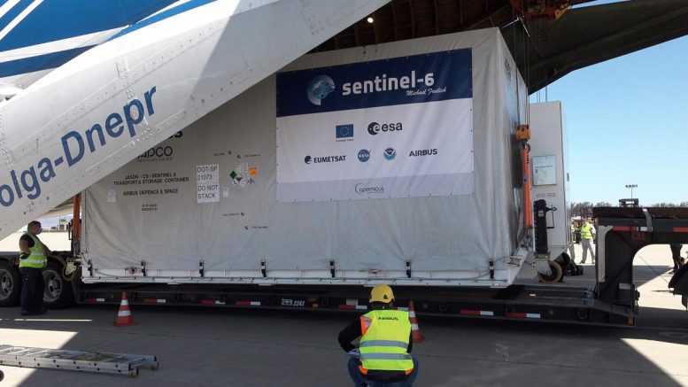 Sentinel-6 Michael Freilich卫星运输容器