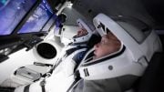 SpaceX Crew Dragon宇宙飞船飞行模拟器